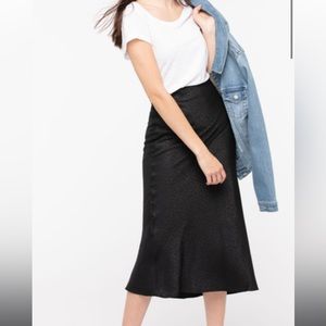 LEOPARD PRINT BIAS CUT MIDI SKIRT